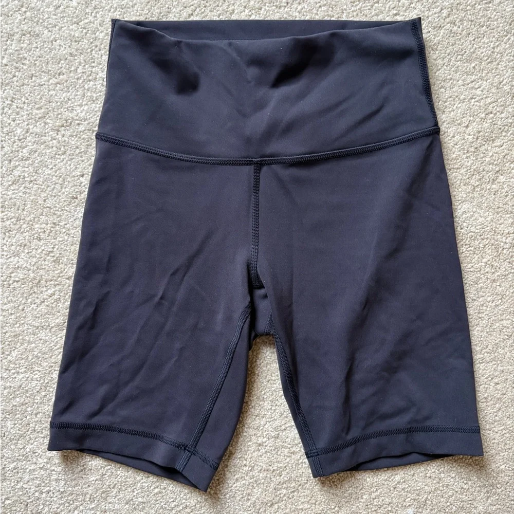 Wunder Train 6 inch Shorts - Picture 2 of 4
